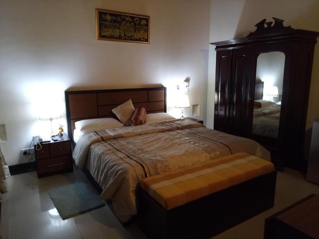 Nelinsa Residence Канди Экстерьер фото